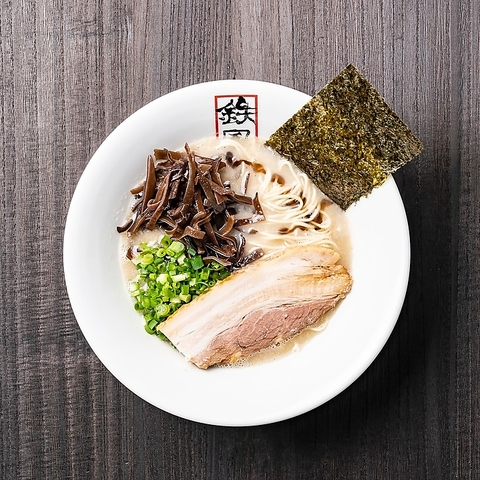 本格博多豚骨ラーメン of 麺屋酒家 鉄風
