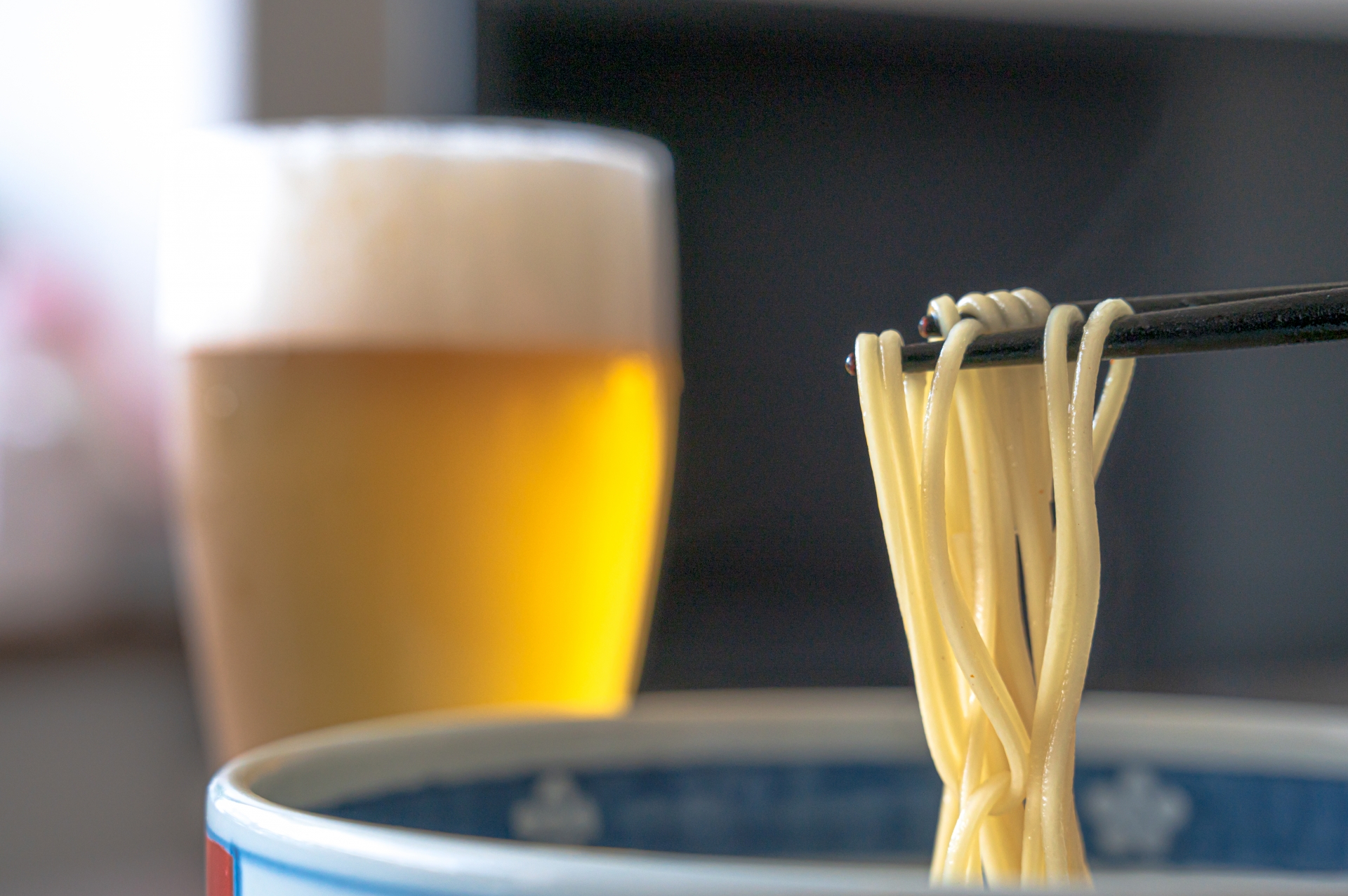 お昼はラーメン、夜は絶品もつ鍋